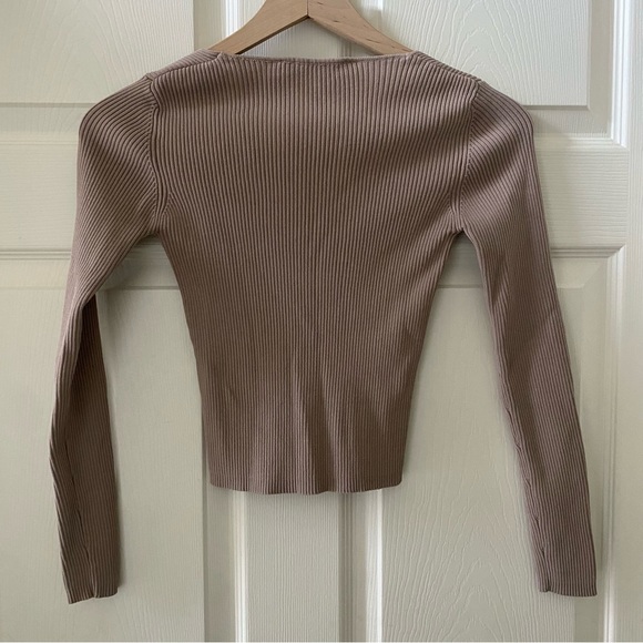 Zara Ribbed Long Sleeve - Picture 5 of 5